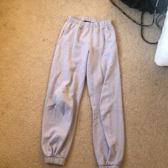 Brandy Melville Pants - Brandy Melville Rosa sweats